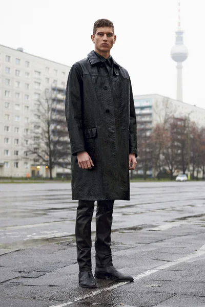 Look 33